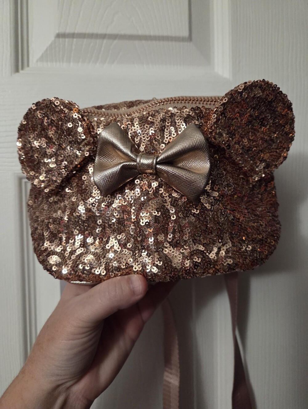 Disney Parks Rose Gold Minnie Mouse Loungefly Bag